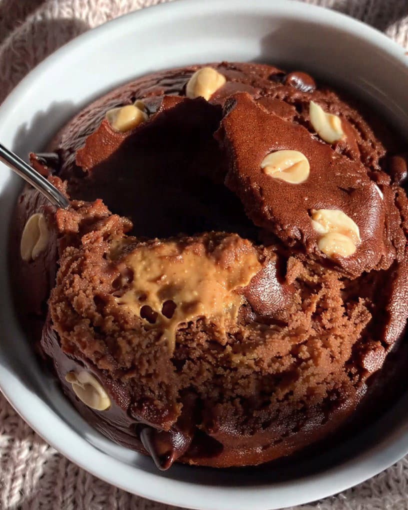 Snickers Baked Oats recipe