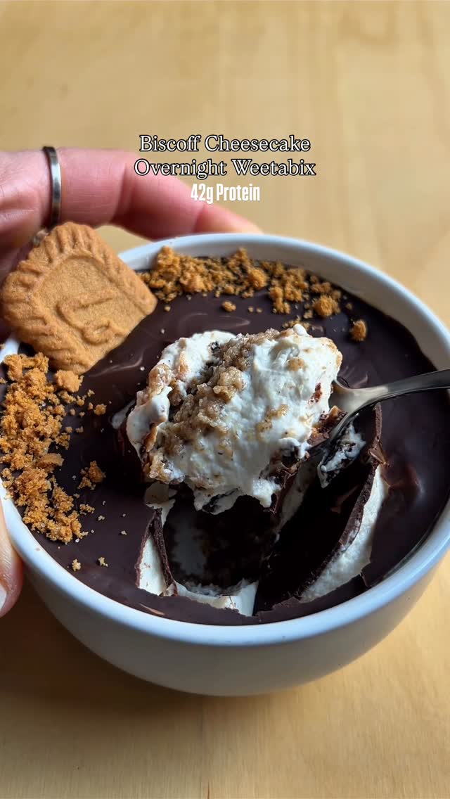 Biscoff Cheesecake Overnight Weetabix recipe