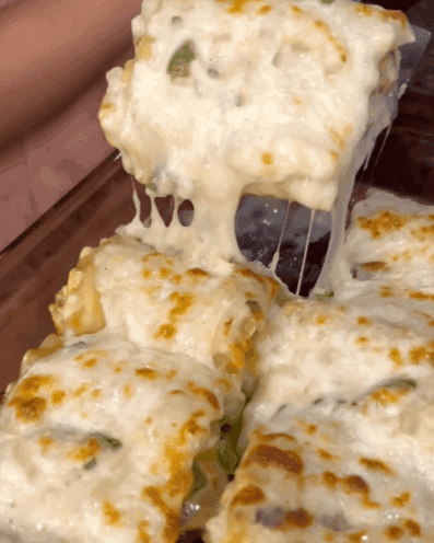 Chicken Alfredo Lasagna Rolls recipe