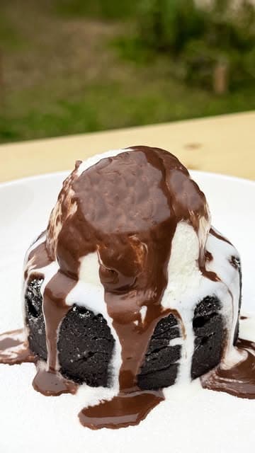 Chocolate Lava Cake (Fondant au Chocolat) recipe
