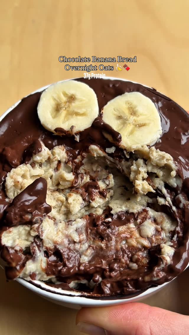 Chocolate Banana Protein Overnight Oats recipe