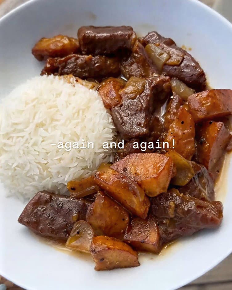 Fried Beef and Potatoes with Black Pepper Sauce recipe