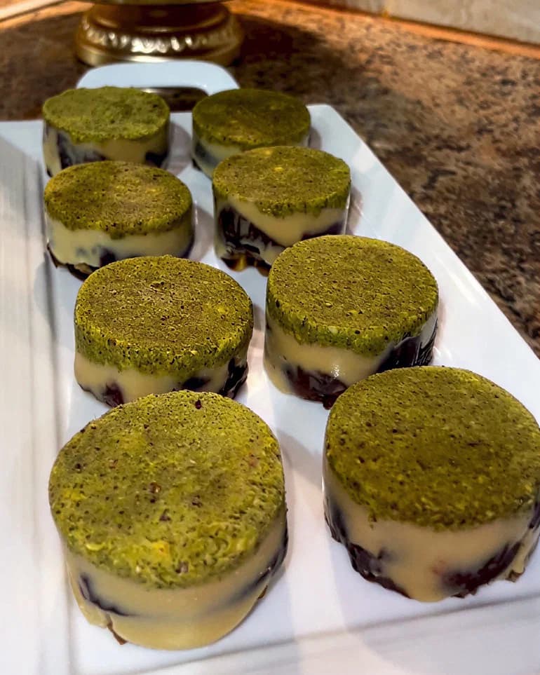 Iranian Ranginak (Date Dessert) recipe