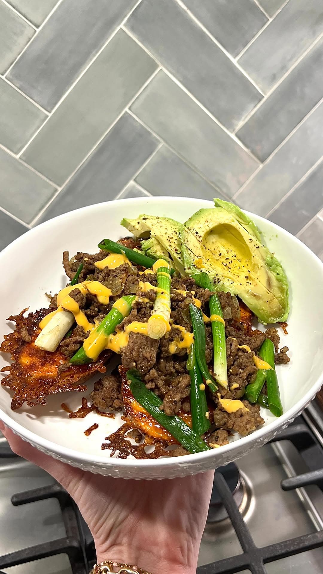 Ground Beef with Honey and Sriracha Mayo recipe