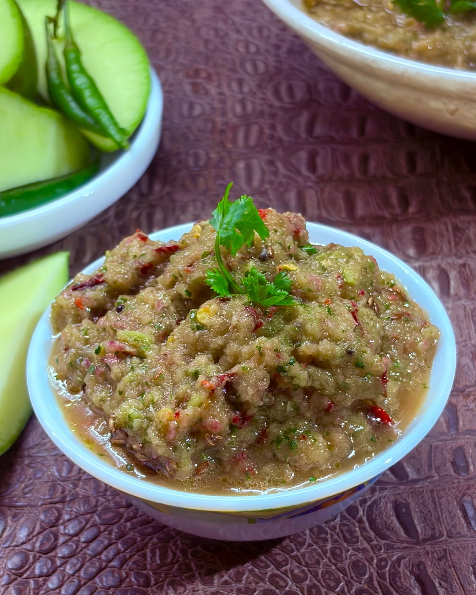 Easy Kachhe Aam aur Pyaaz ki Chutney recipe