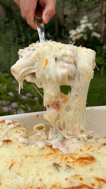 Chicken Nouille with Béchamel recipe
