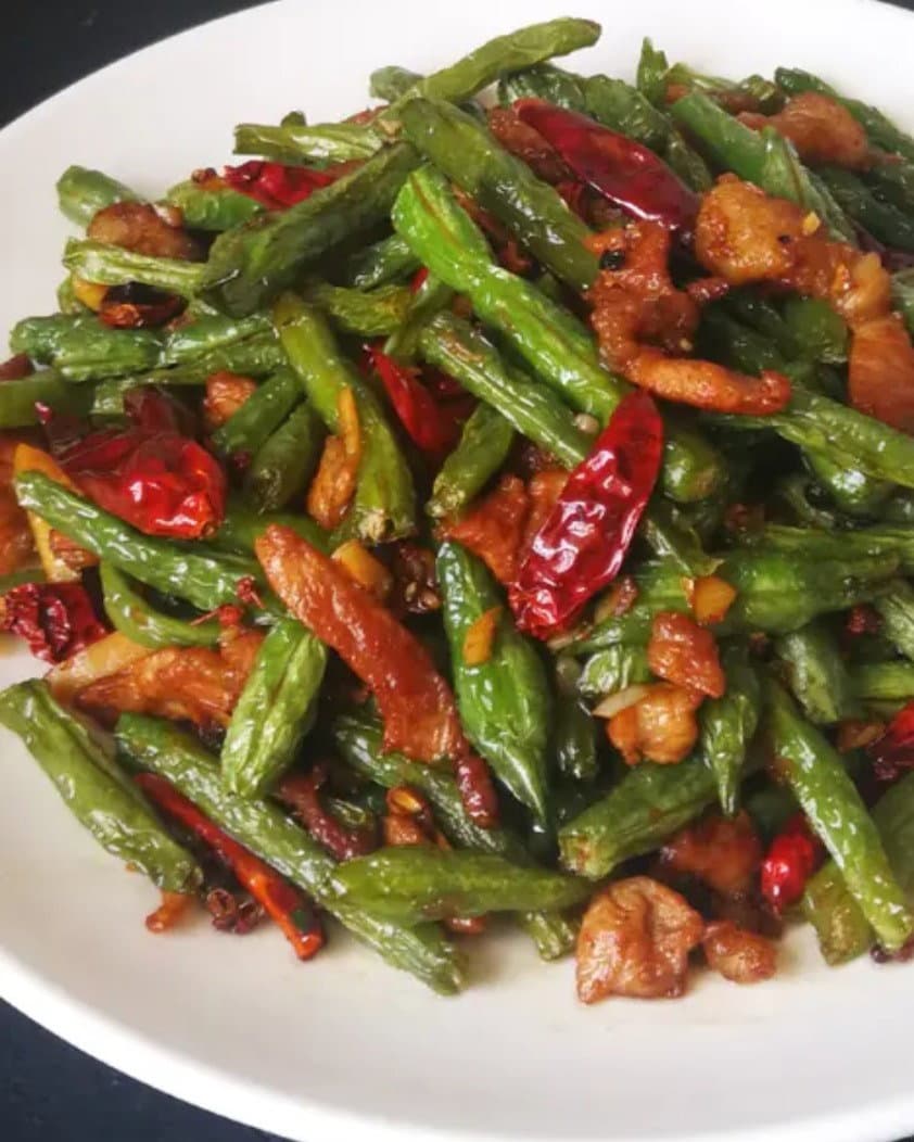 Dry-Fried Green Beans (干煸四季豆) recipe