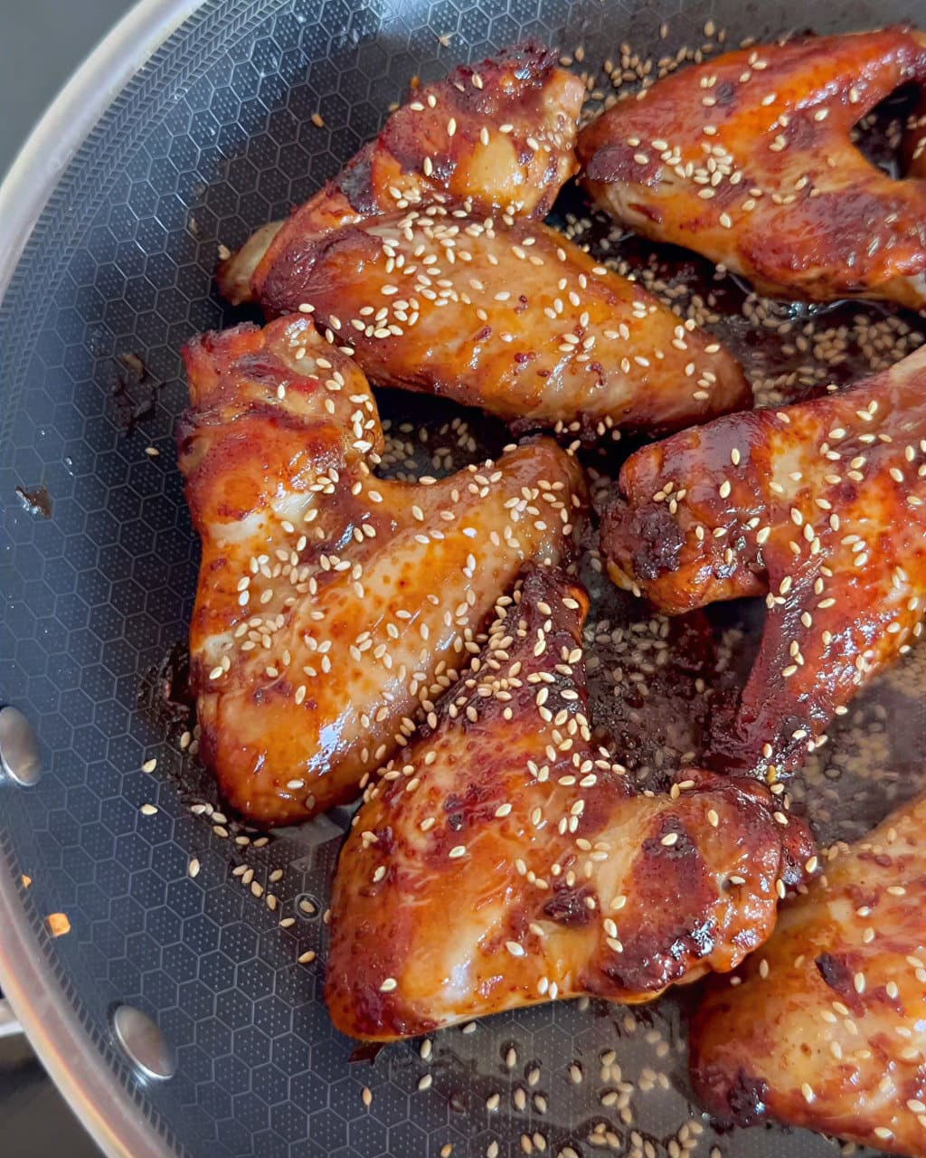 Soy Sauce Garlic Chicken Wings with Sesame Seeds recipe