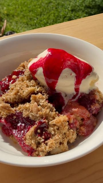 Mulberry Apple Crumble recipe