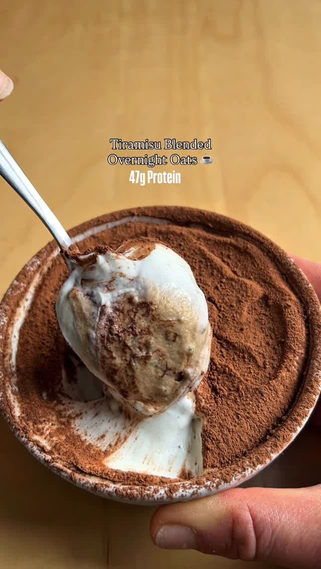 Tiramisu Blended Overnight Oats recipe