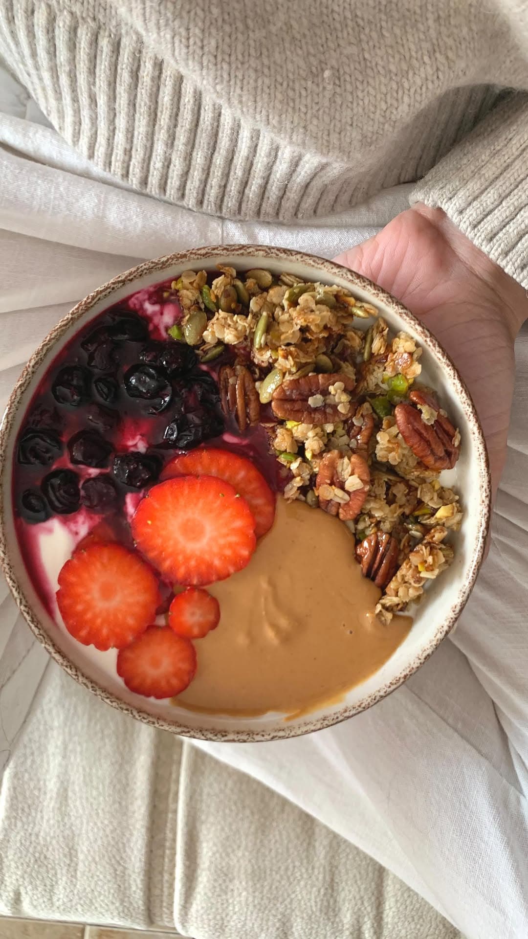 Granola and Berries Yogurt Bowl recipe