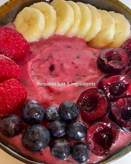Cherry Smoothie Bowl recipe