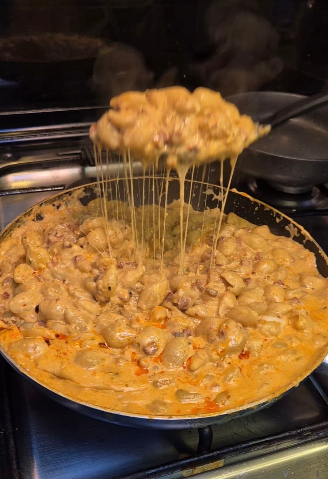 Spicy Sausage Mac & Cheese recipe