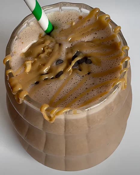 Snickers Protein Smoothie recipe
