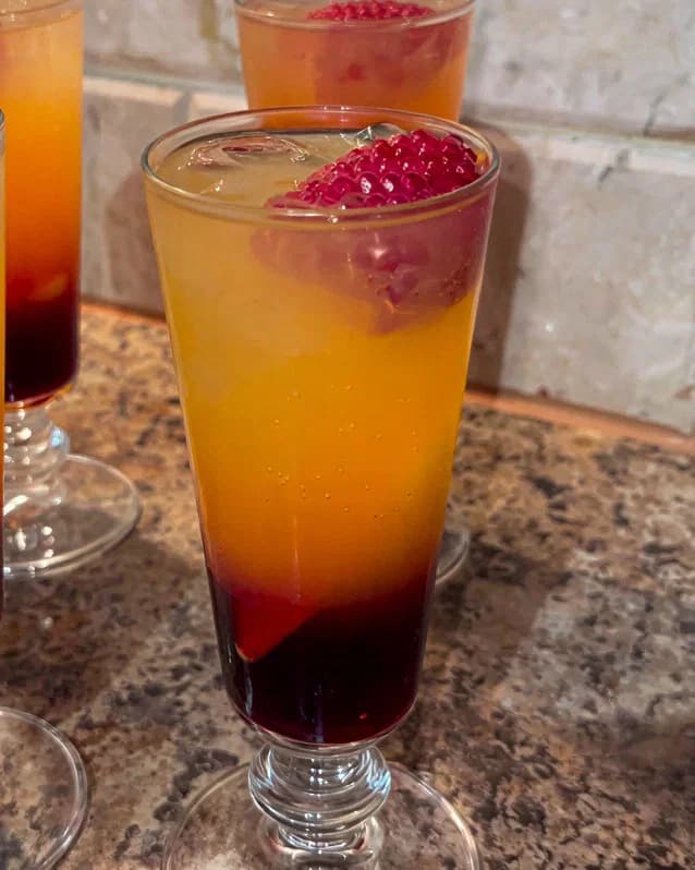 Raspberry and Peach Drink recipe