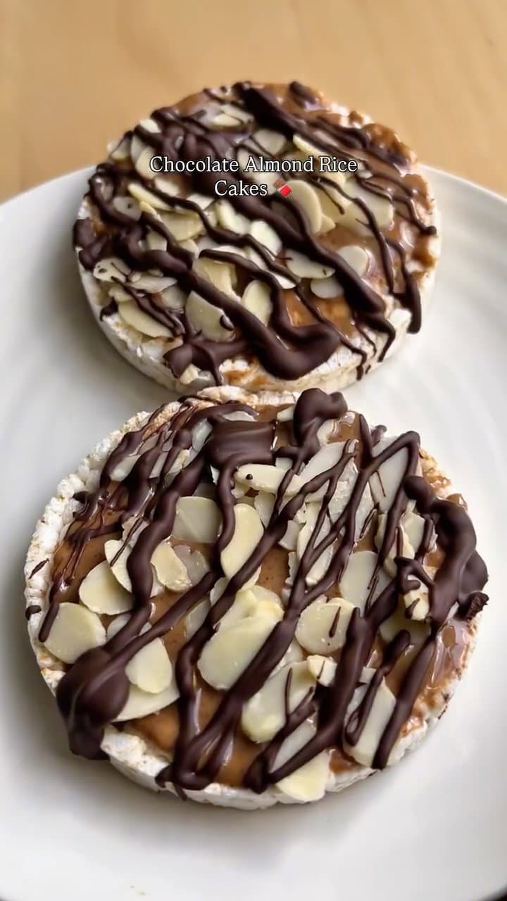 Loaded Rice Cakes with Almond Butter and Chocolate recipe