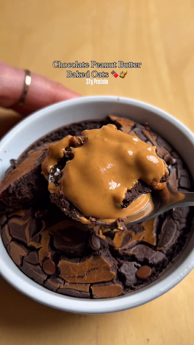 Chocolate Peanut Butter Baked Oats recipe