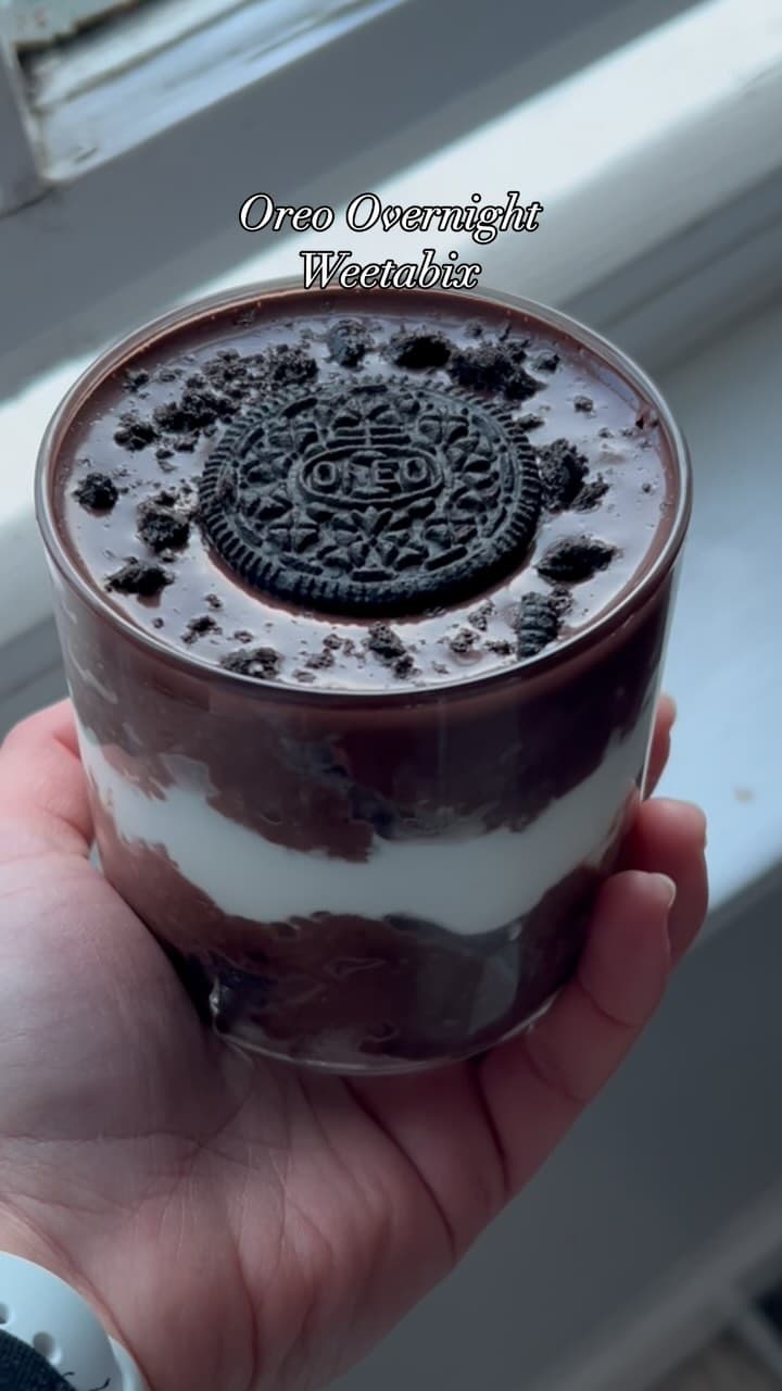 Dessert Weetabix with Oreos recipe