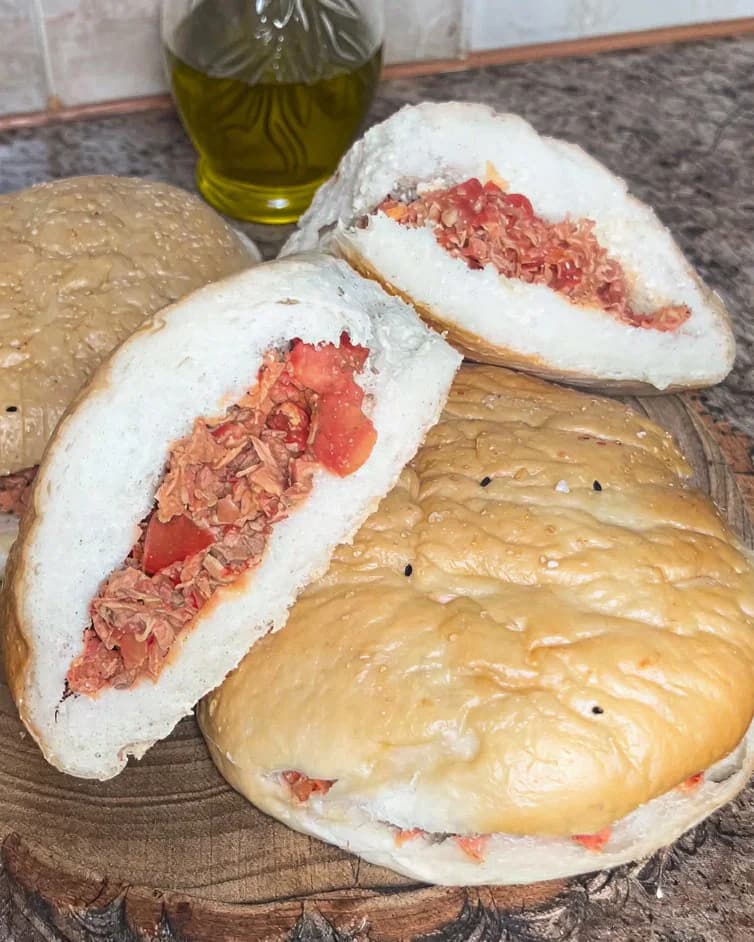 Libyan Tuna and Tomato Sandwich recipe