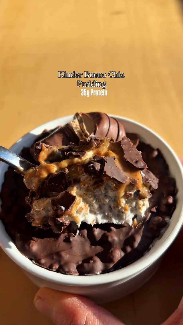 Kinder Bueno Chia Pudding recipe