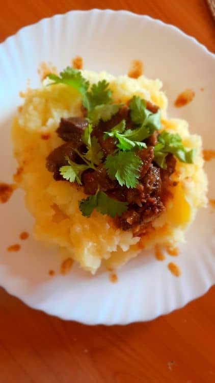 BUTTERY MASHED POTATOES WITH TENDER BEEF recipe