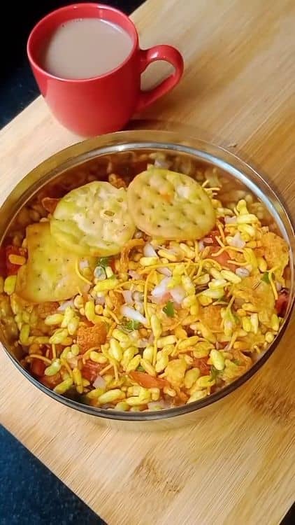 Kurmura Sprouts Chaat recipe