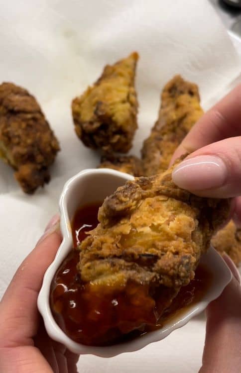 Crispy Spicy Chicken Wings recipe