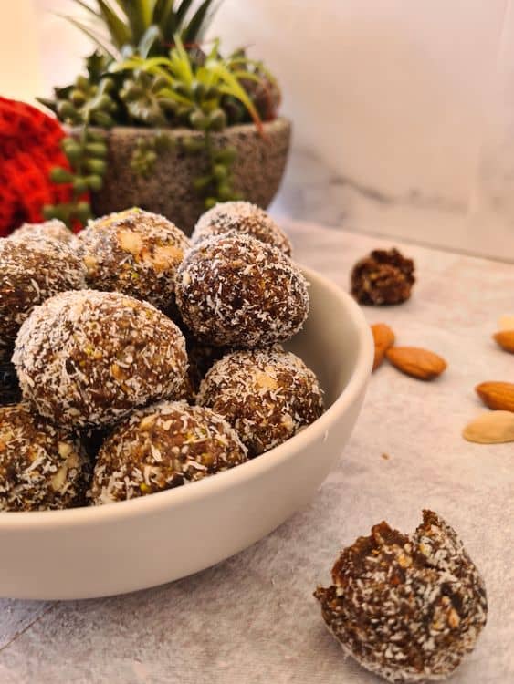 Date Snack Balls recipe