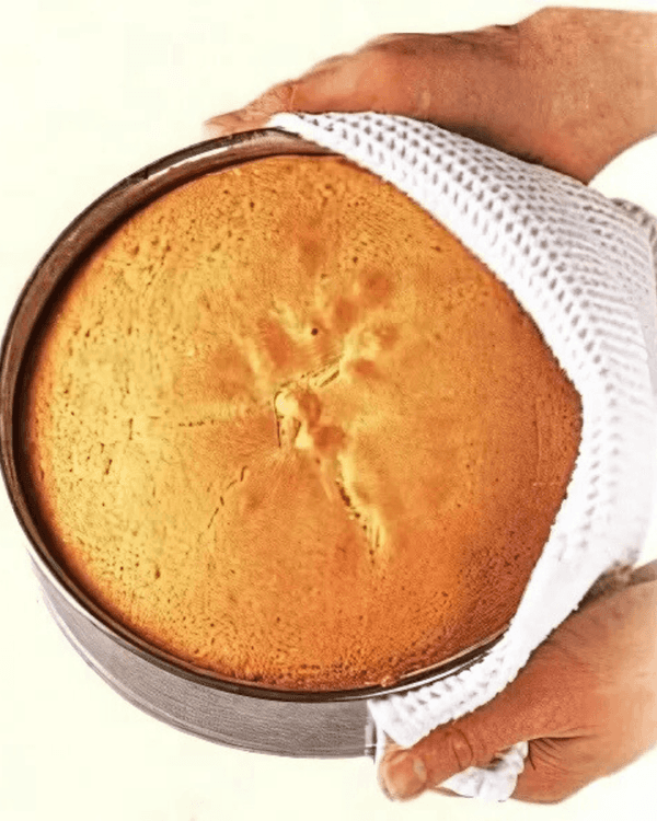 Dulce de Leche Sponge Cake recipe