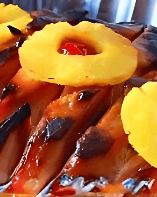Glazed Ham with Pineapple recipe