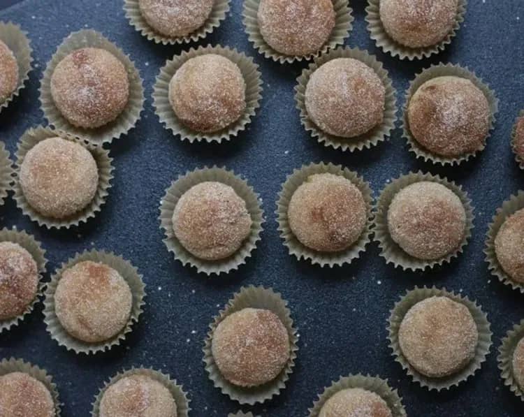 Cinnamon Sugar Mini Muffins recipe