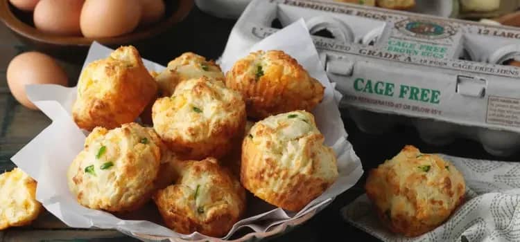 Jalapeño Cheddar Muffins recipe