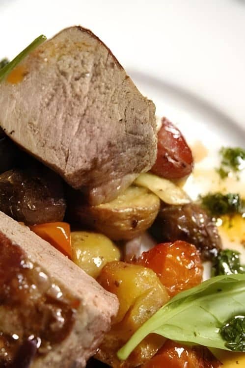 Steak With Golden Potatoes recipe