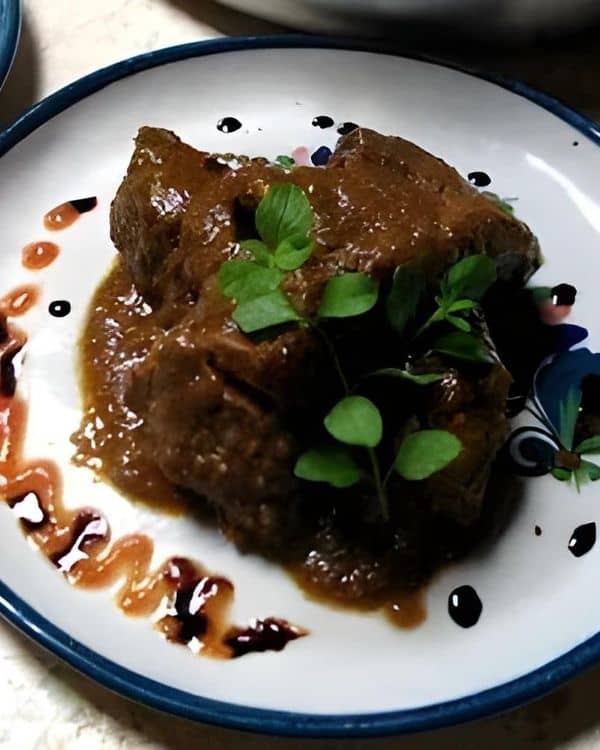 Mexican Meat in Pasilla Chile Sauce recipe