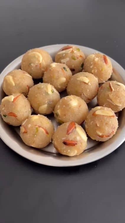 Suji Ke Laddu recipe