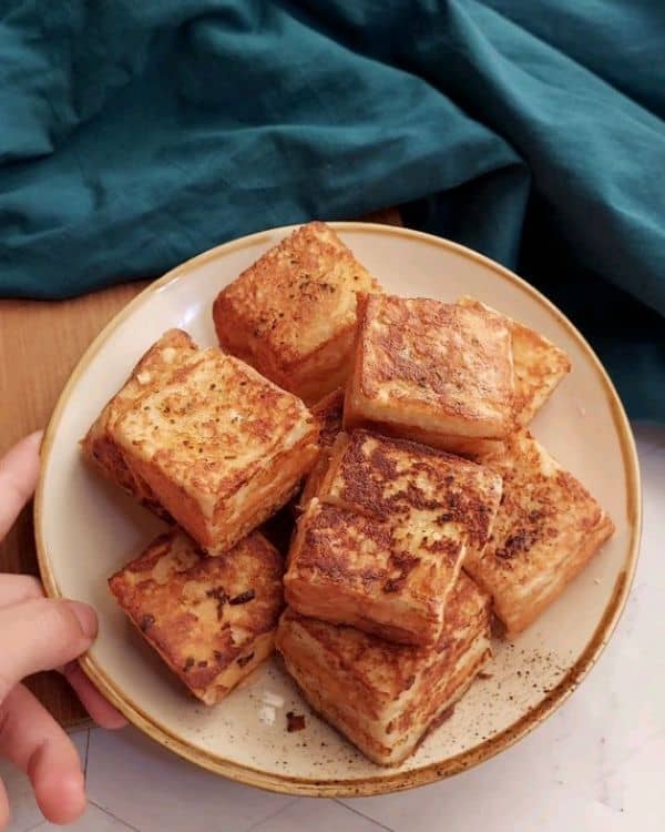 Truffle Garlic Cheese Bread recipe