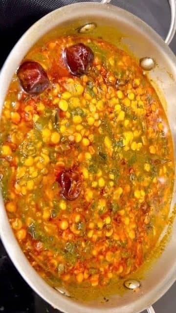 Dhaba-Style Dal Palak recipe